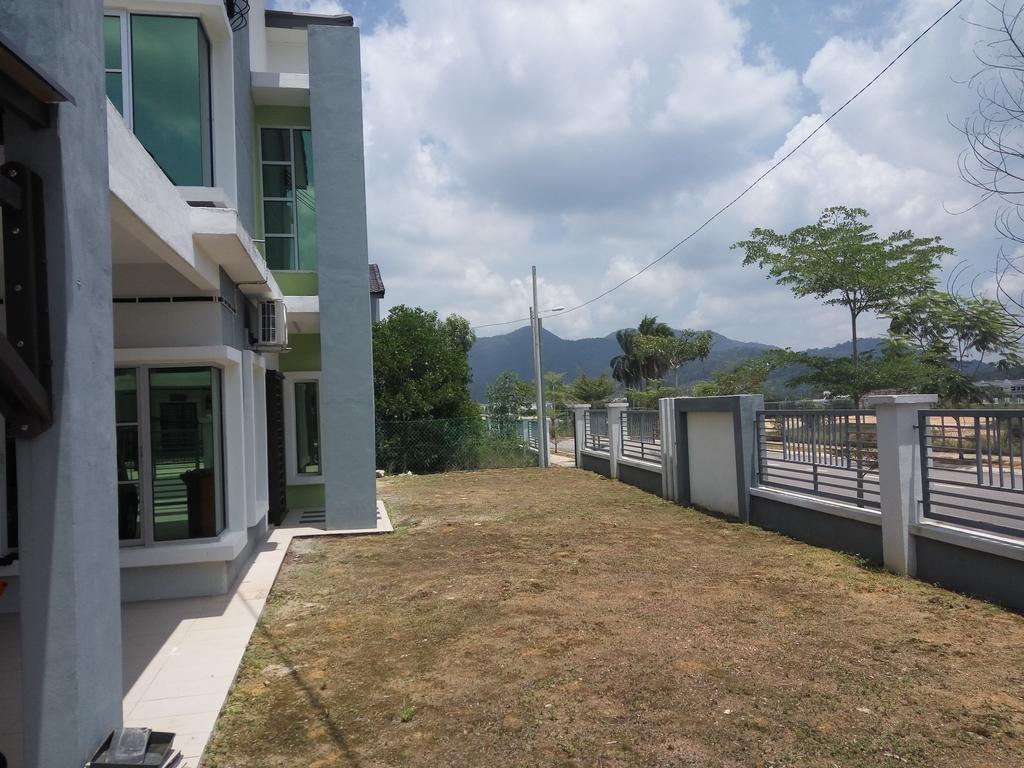 Impianacasa Kluang Homestay Eksteriør bilde